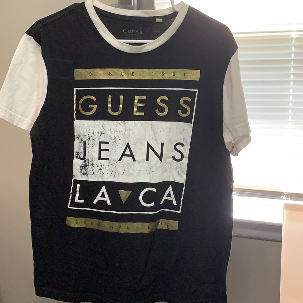 Guess men’s tshirt
